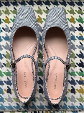 Cole Haan Plaid Mary Jane Flats, size 9